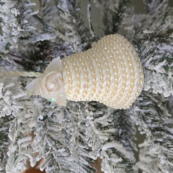 Set of 2 Vintage Pearl Embellished Christmas Holiday Bells - Picture 2 of 7